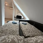 Modern Rooftop In Center Apartment